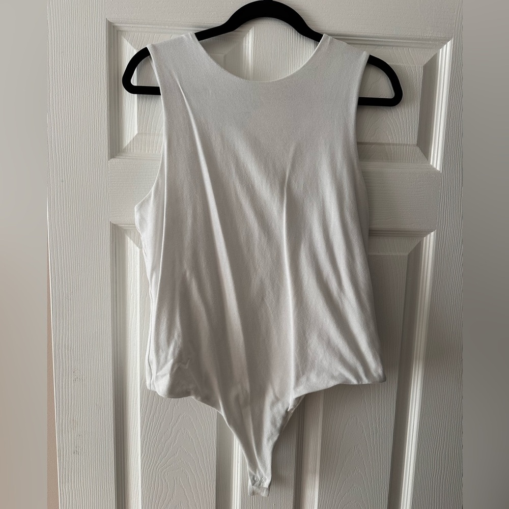 COPY - NUUDS white classic crewneck bodysuit